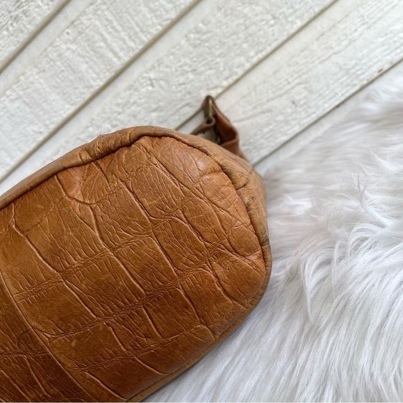 • AMERICAN LEATHER CO. Tan Embossed leather Hobo Shoulder Bag Lenox Hampton - Picture 4 of 11